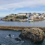 Casa Elena Reinante